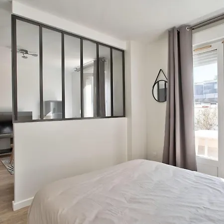 Appartement Modern Terrace Apt With Private Garage *